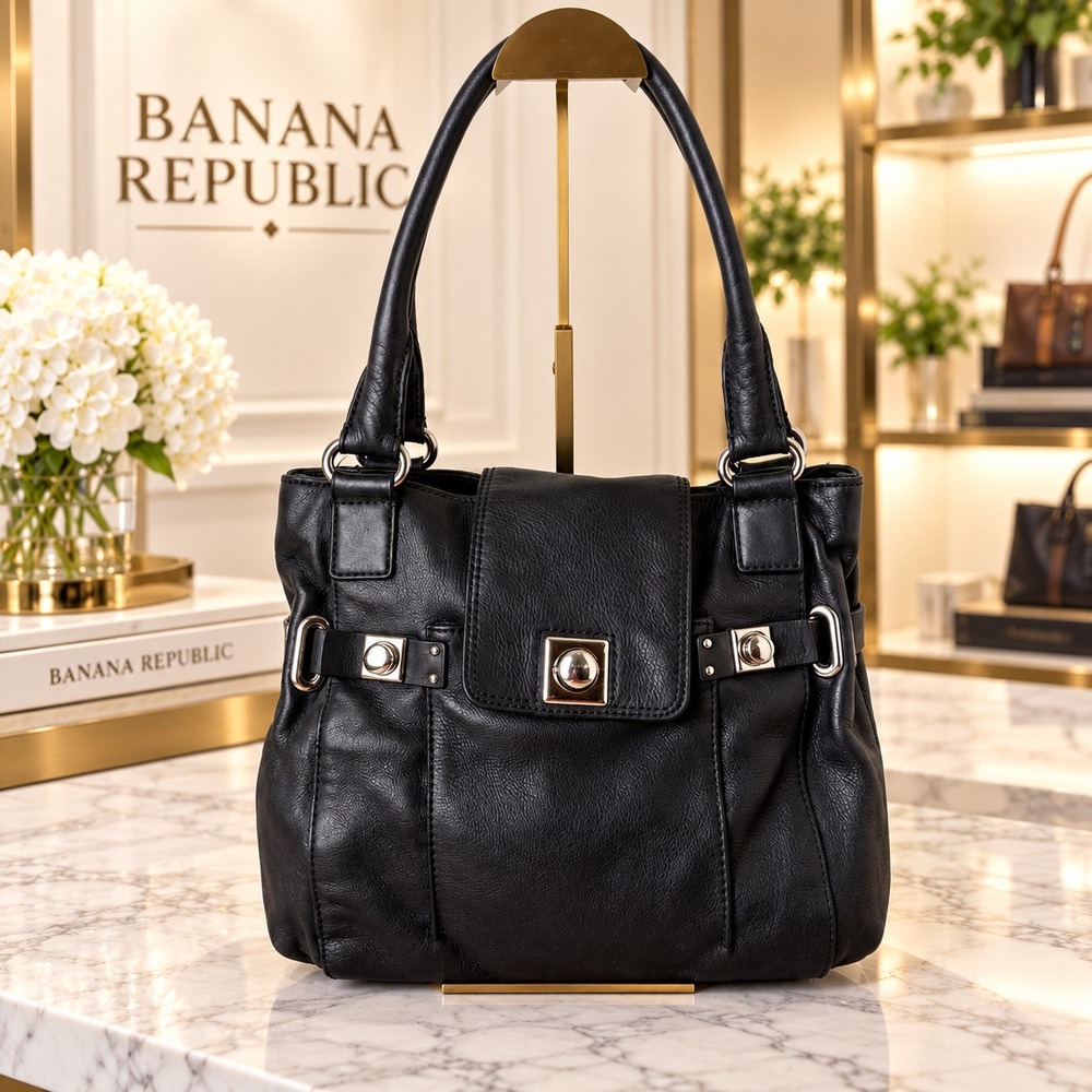 Banana Republic Vintage Leather Shoulder Bag Black Silver Hardware
